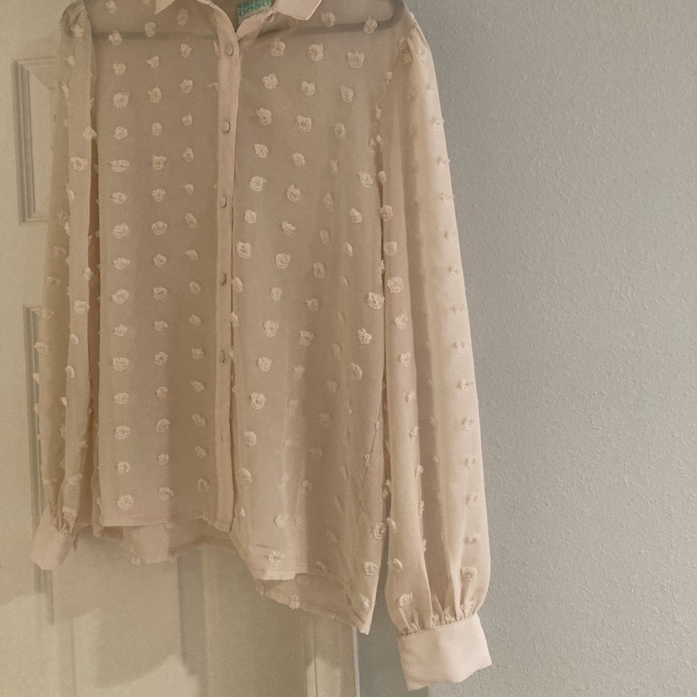 Flying Tomatoe ivory blouse NWT size medium